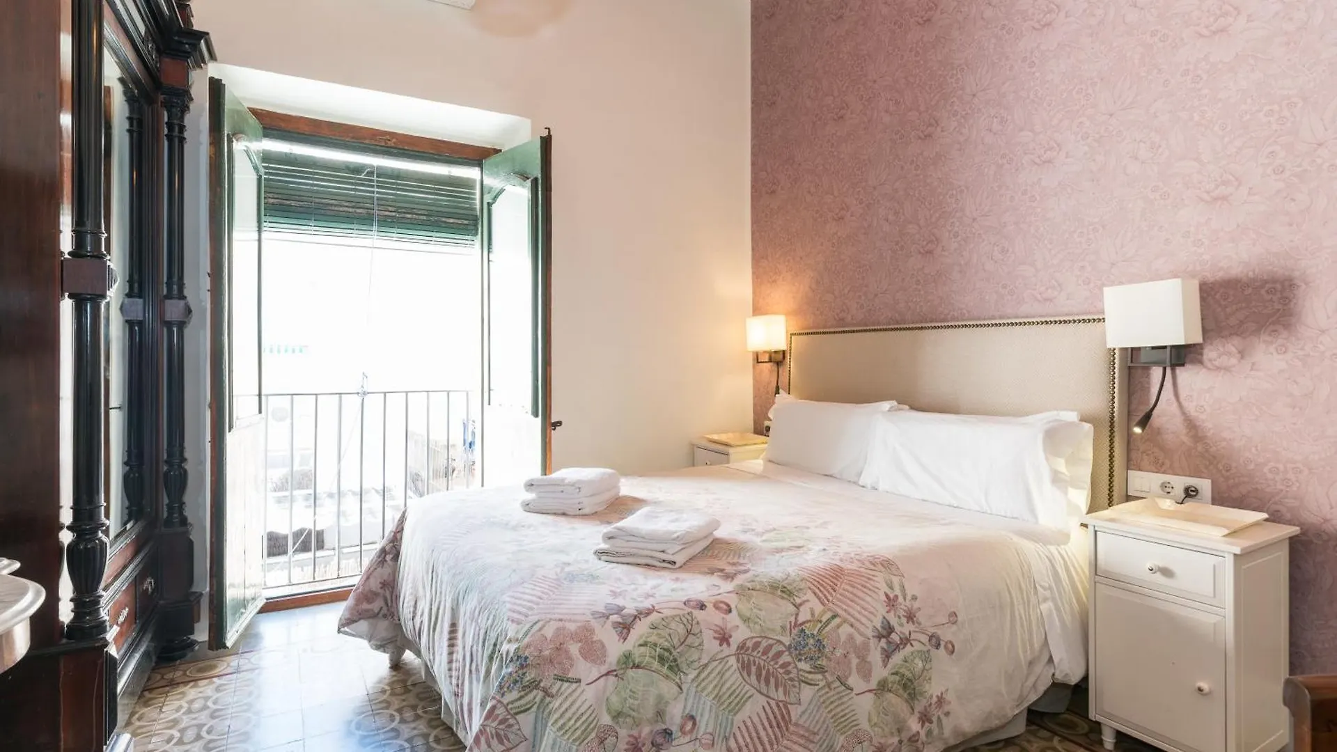 Apartamentos Bartomeu By Habama Group Sitges