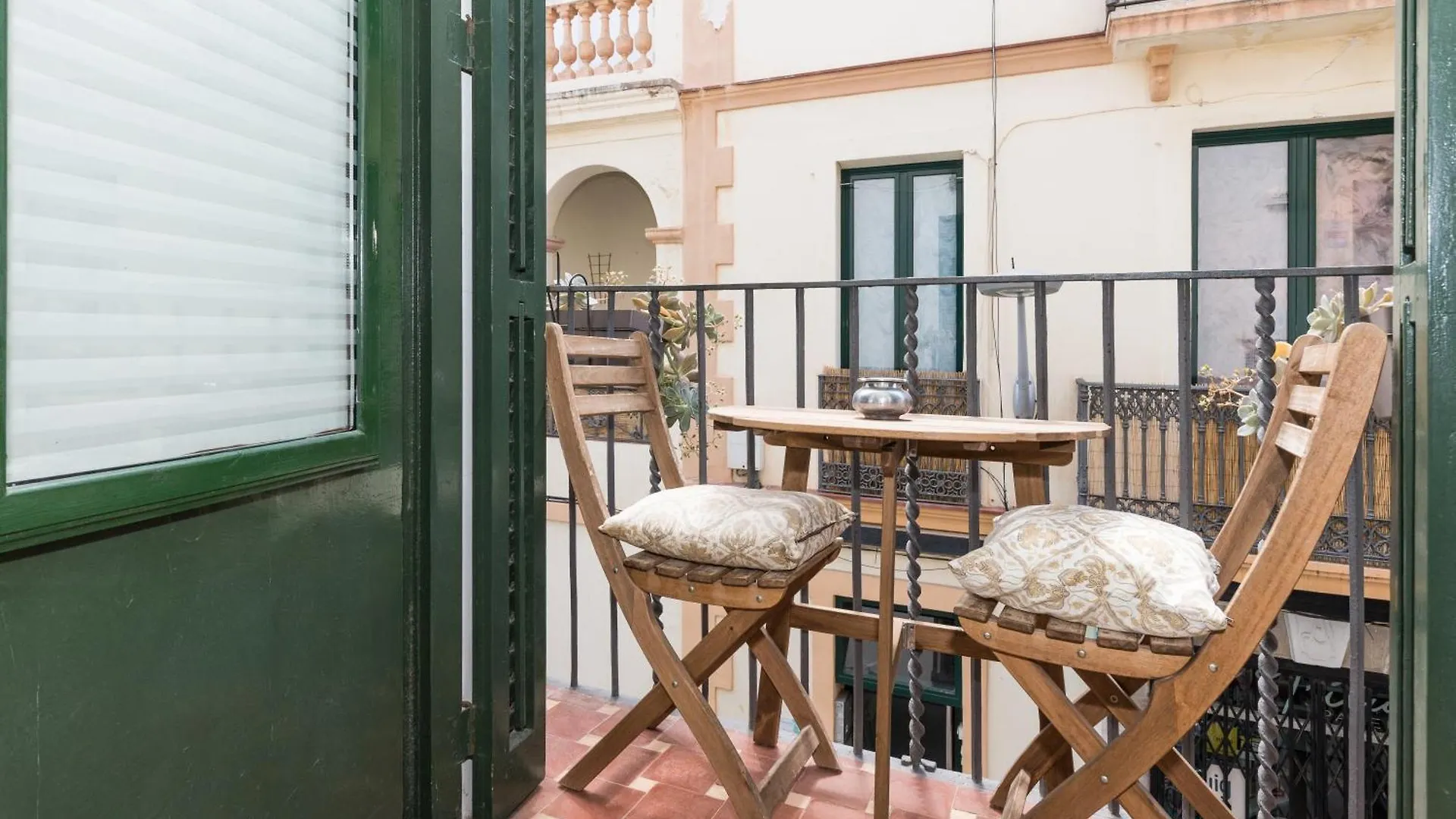 Apartamentos Bartomeu By Habama Group Sitges